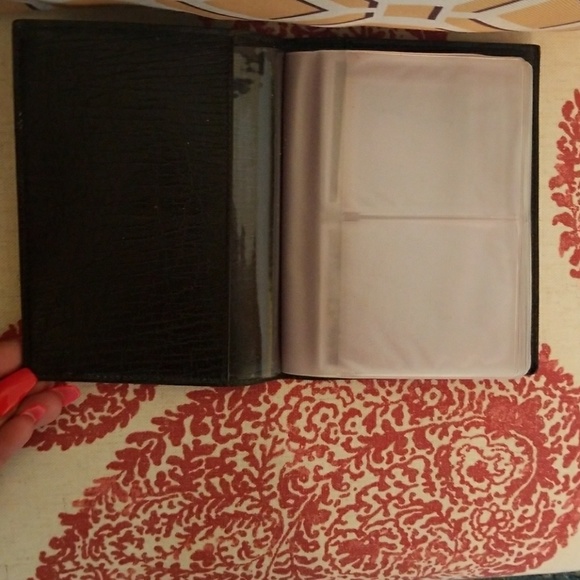 🔴🔴SOLD Authentic Gucci Wallet/Cardholder - Picture 5 of 8